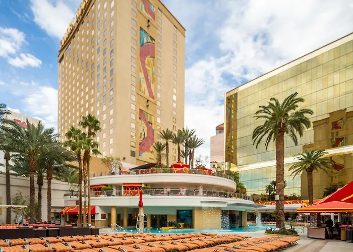 Golden Nugget & Casino